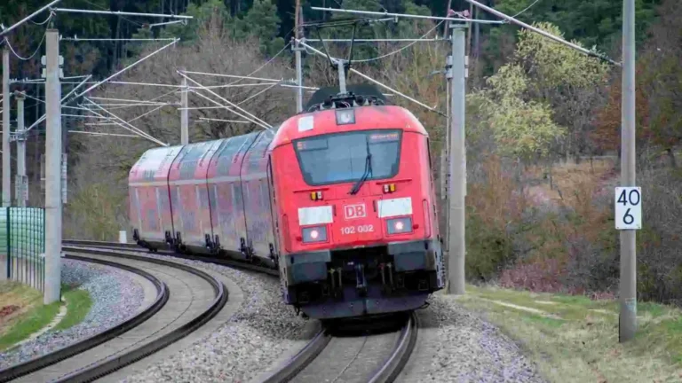 Düsseldorf airport to city center